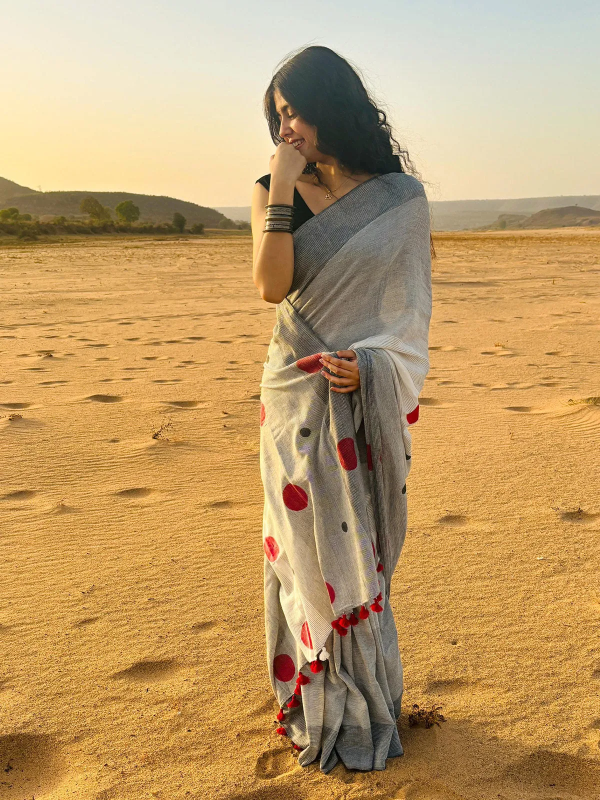 Geometry Grey Red Dots Saree