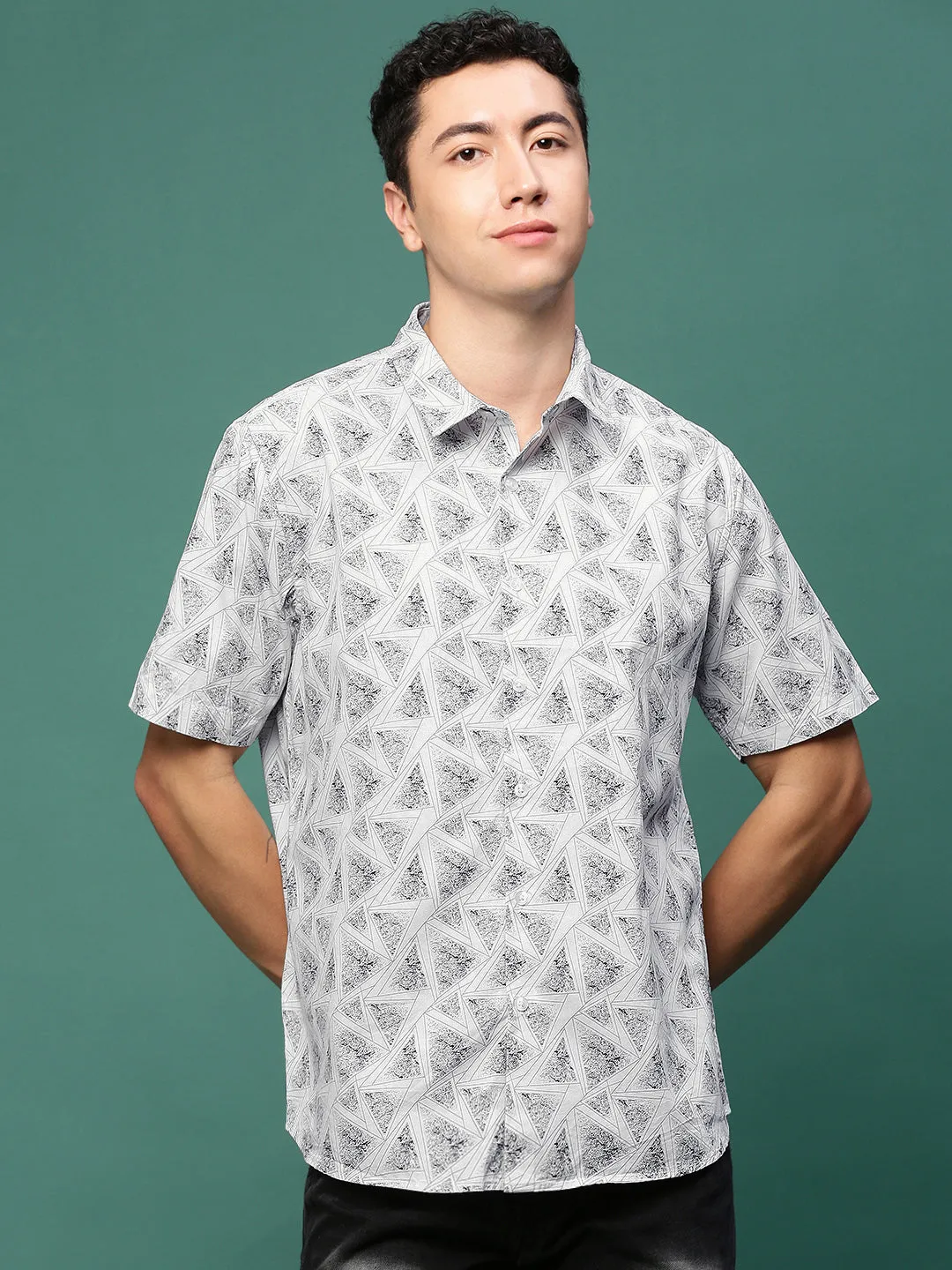 Men White Smart Slim Fit Opaque Printed Casual Shirt
